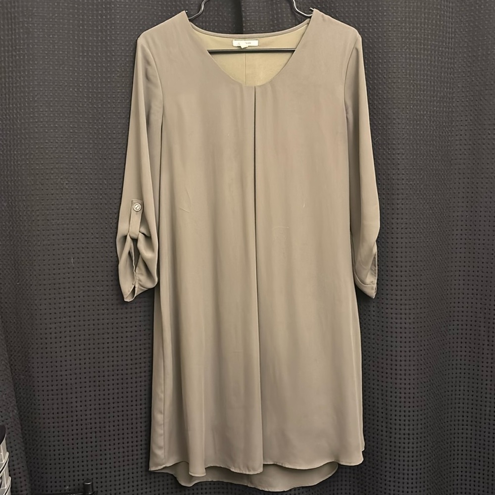 M flowy dress